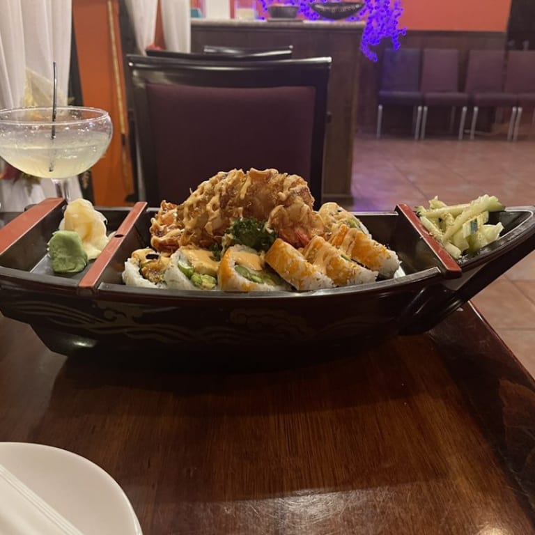 Fresh Fish Delights: Sushi, Seafood, and More